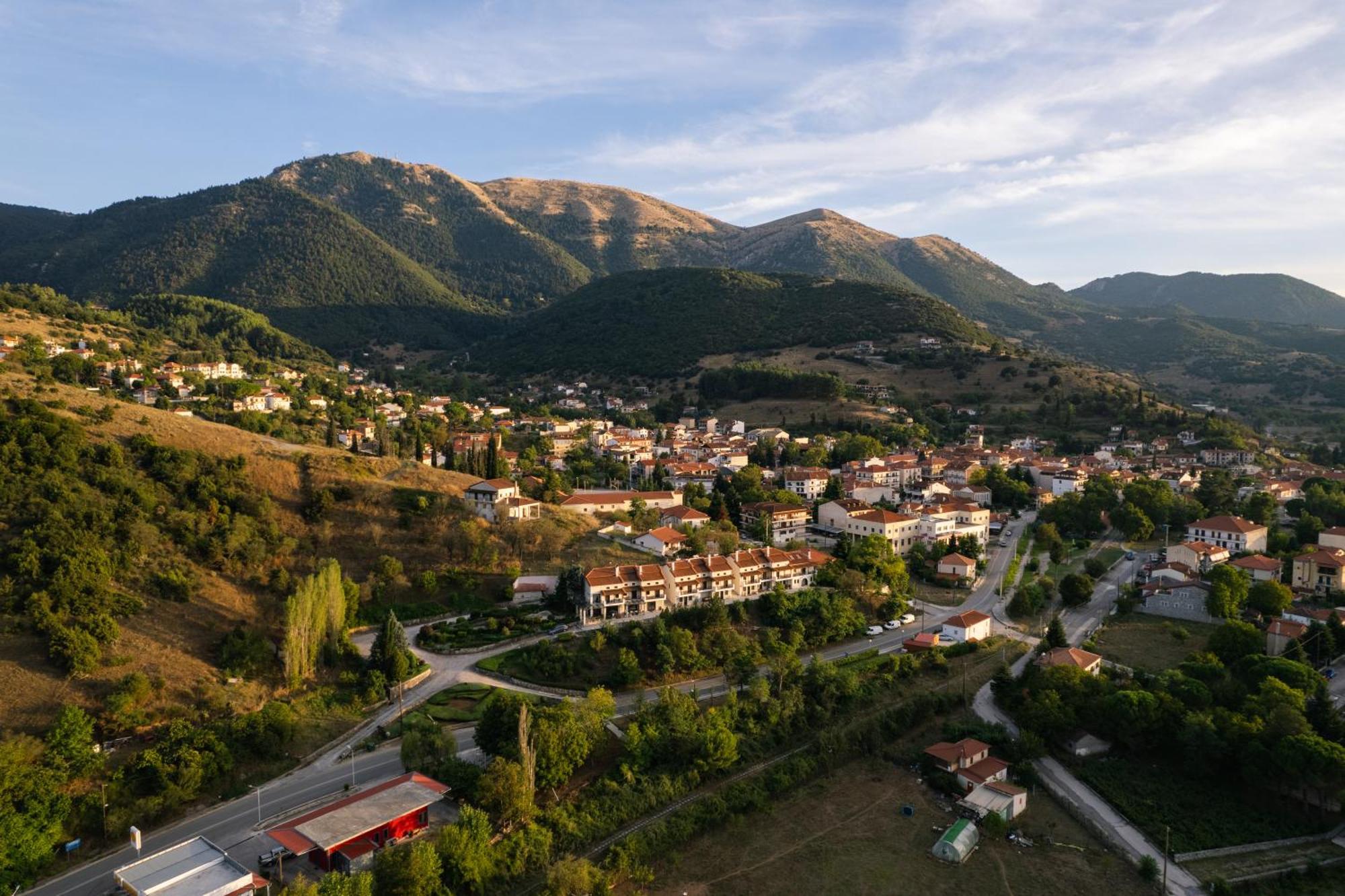 Archontiko Zafeiropoulou Hotel Kalavryta Exterior photo