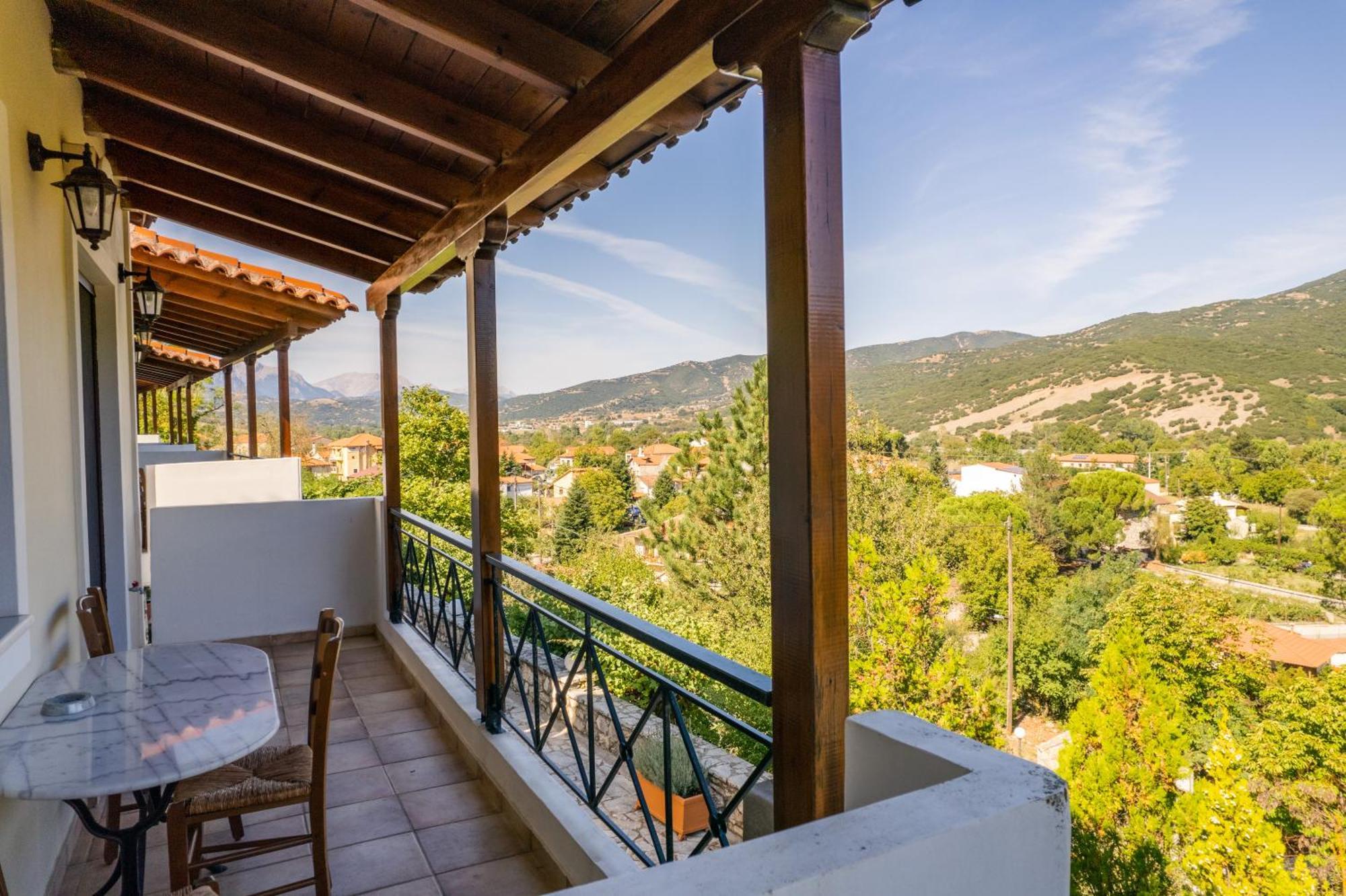 Archontiko Zafeiropoulou Hotel Kalavryta Exterior photo